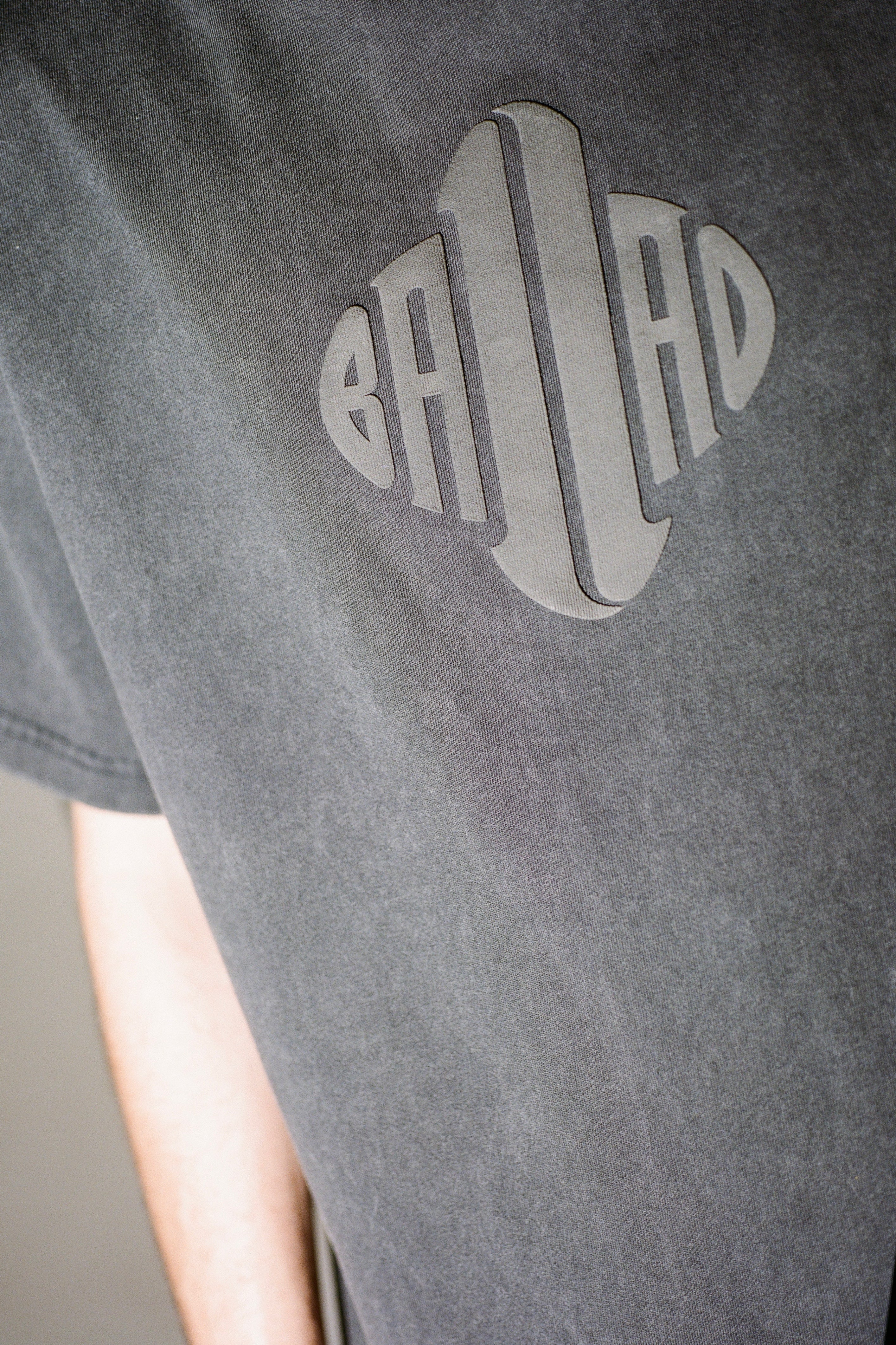 Puff Print Logo Tee (Vintage Black)